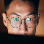 دورکاری برای سلامت روان خوب است یا بد؟