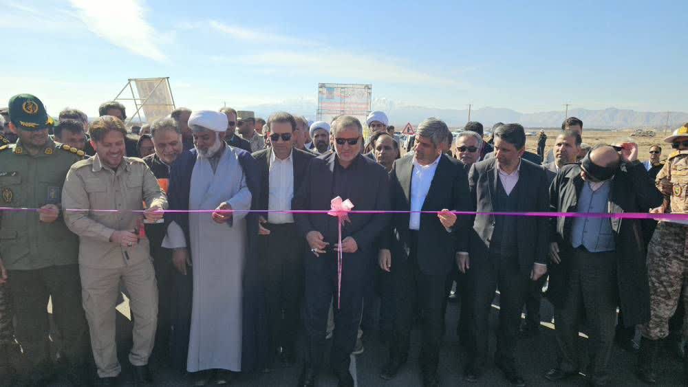 افتتاح ۴ پروژه راهداری در بخش دیهوک همزمان با دهه فجر